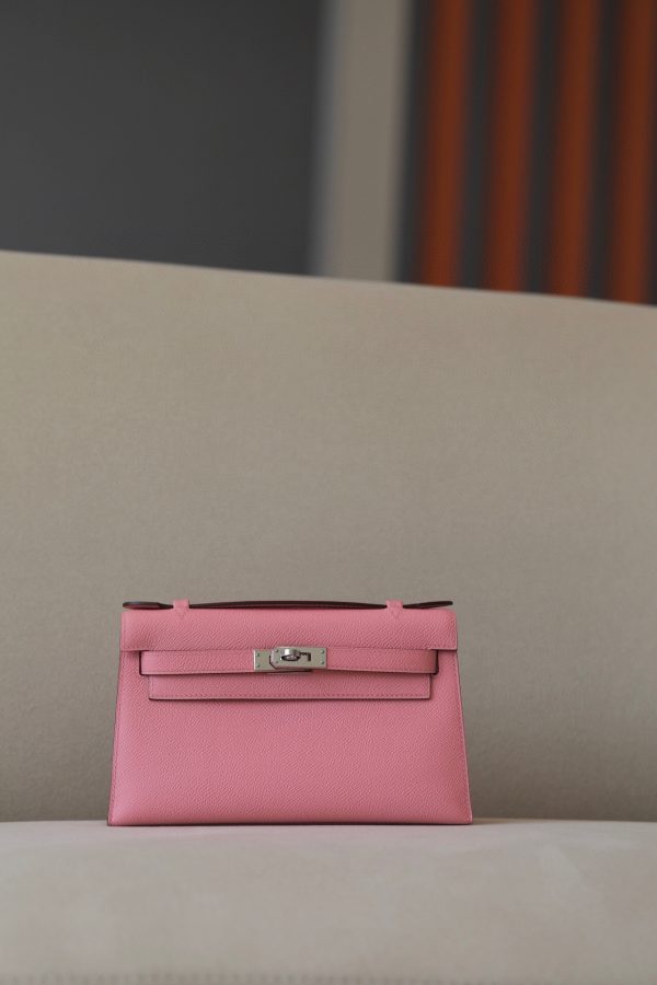 Kelly Pochette Epsom Rose Confetti (1Q) Palladium Hardware