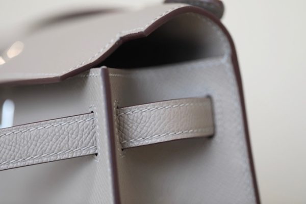Kelly Pochette Epsom Gris Asphalte (M8) Gold Hardware - Image 8