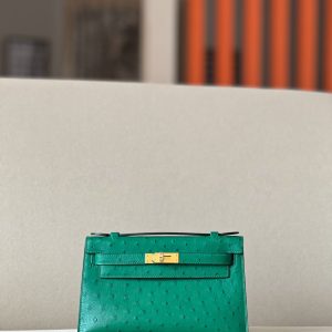 Kelly Pochette Ostrich Vert Vertigo (U4) Gold Hardware