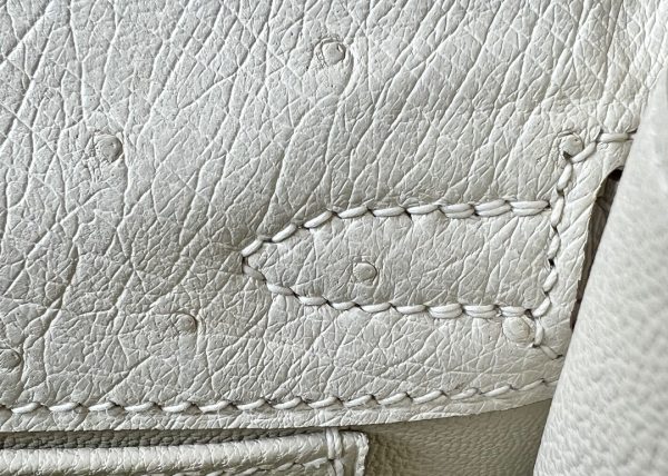 Kelly Pochette Ostrich Beton (8L) Gold Hardware - Image 5