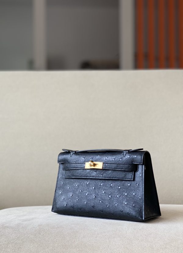Kelly Pochette Ostrich Nior (89) Gold Hardware - Image 2