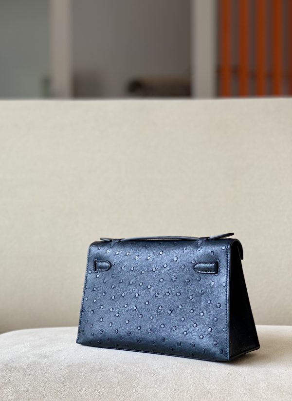 Kelly Pochette Ostrich Nior (89) Gold Hardware - Image 3