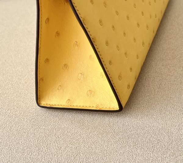 Kelly Pochette Ostrich Jaune Amber (9D) Gold Hardware - Image 4