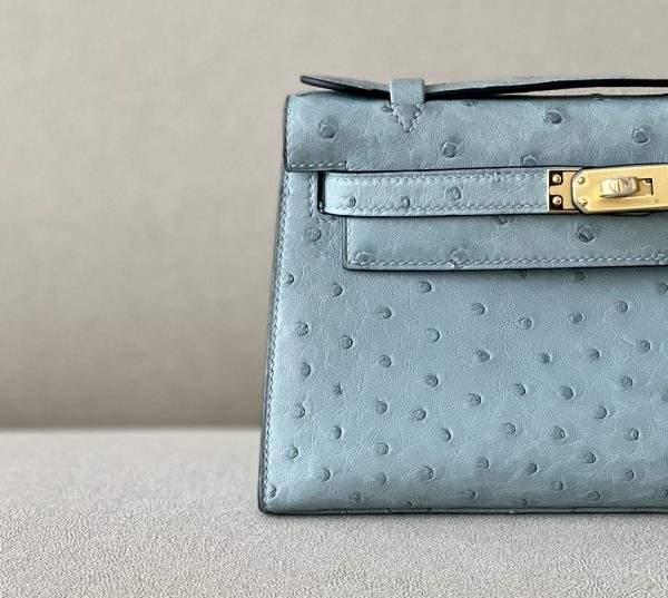 Kelly Pochette Ostrich Bleu Lin (J7) Gold Hardware - Image 11