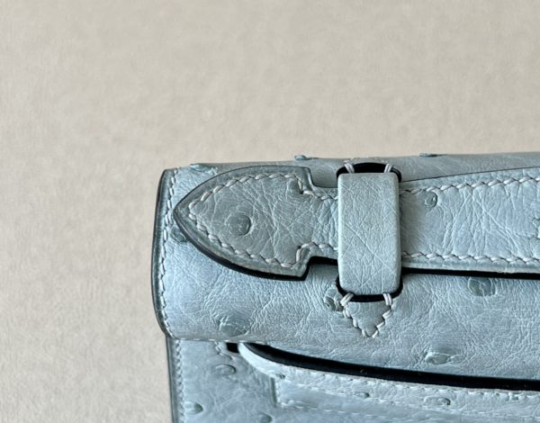 Kelly Pochette Ostrich Bleu Lin (J7) Gold Hardware - Image 10
