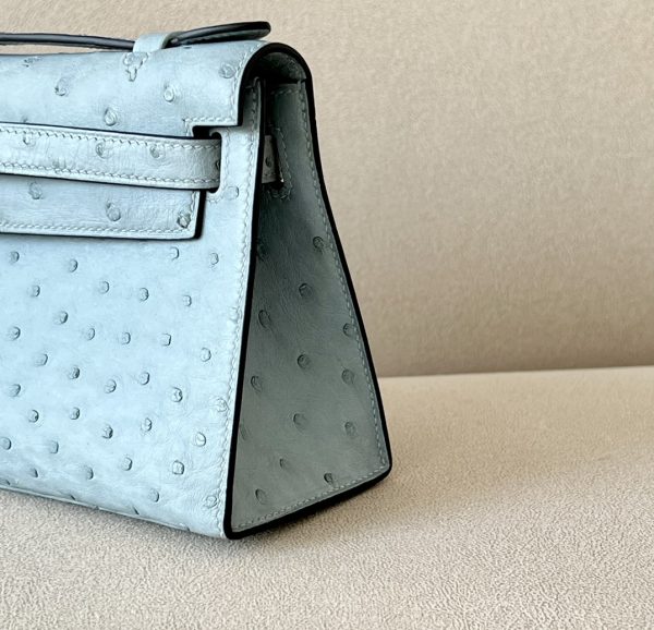 Kelly Pochette Ostrich Bleu Lin (J7) Gold Hardware - Image 9