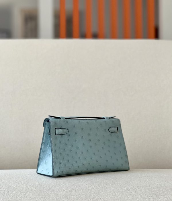 Kelly Pochette Ostrich Bleu Lin (J7) Gold Hardware - Image 3