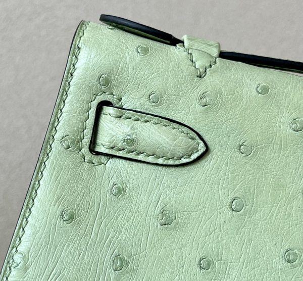 Kelly Pochette Ostrich Granny (K6) Gold Hardware - Image 8