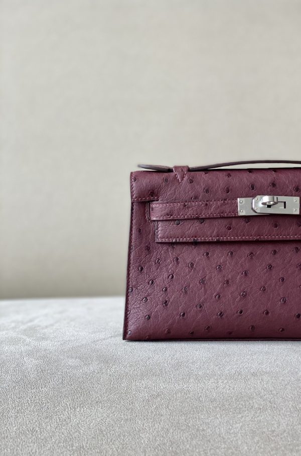 Kelly Pochette Ostrich Bourgogne (F5) Palladium Hardware - Image 9