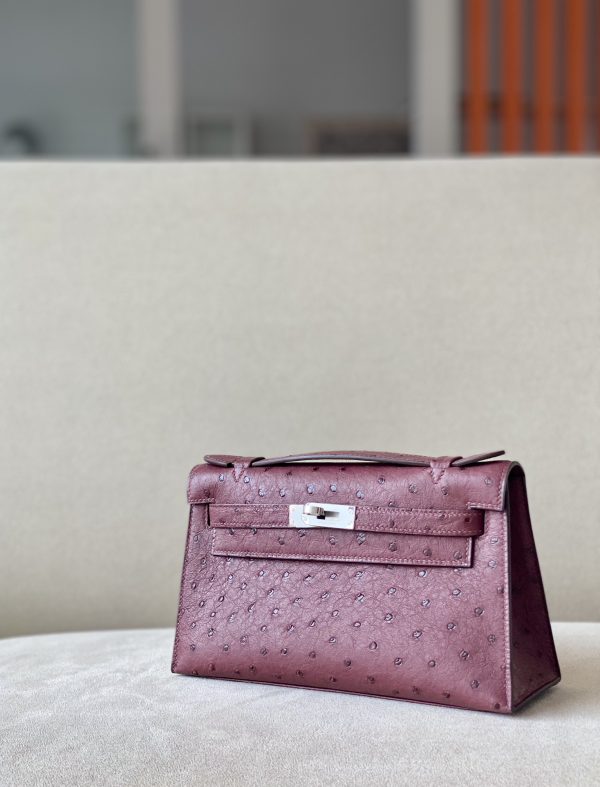 Kelly Pochette Ostrich Bourgogne (F5) Palladium Hardware - Image 2