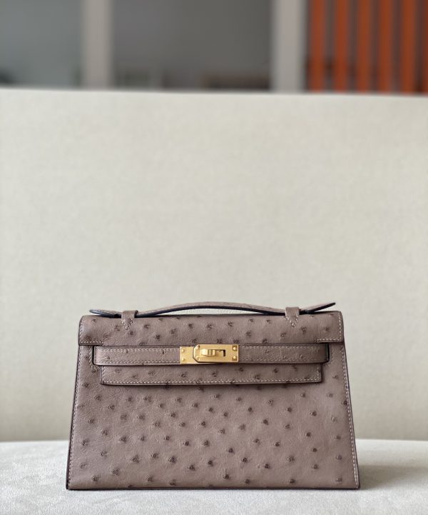 Kelly Pochette Ostrich Gris Tourterelle (81) Gold Hardware