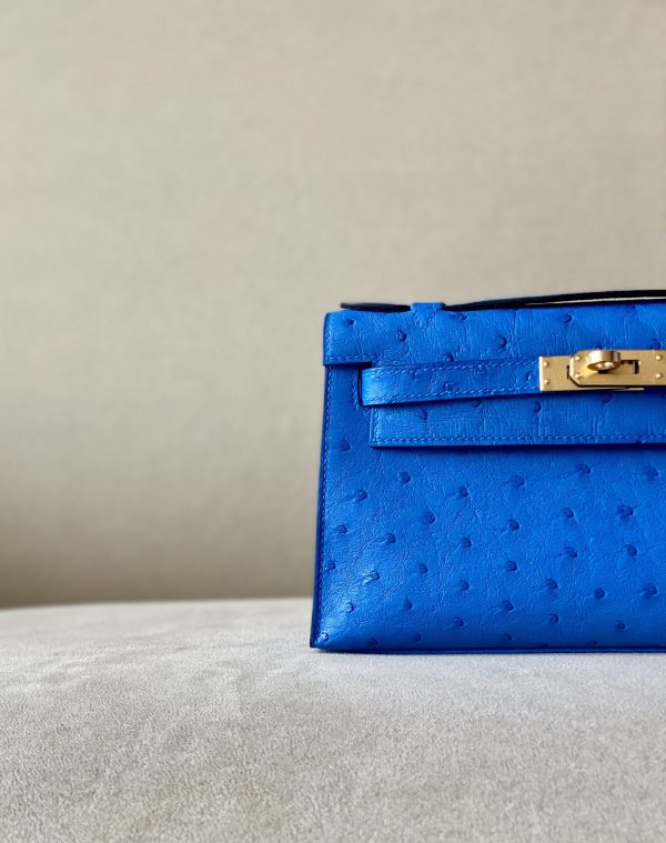 Kelly Pochette Ostrich Blue Paradise (2T) Gold Hardware - Image 11