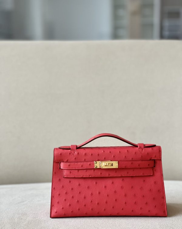 Kelly Pochette Ostrich Braise (95) Gold Hardware