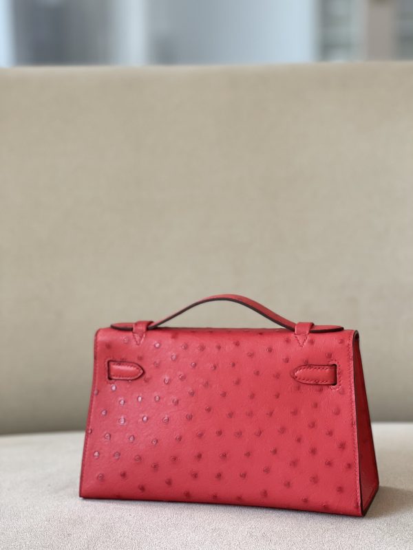 Kelly Pochette Ostrich Braise (95) Gold Hardware - Image 3