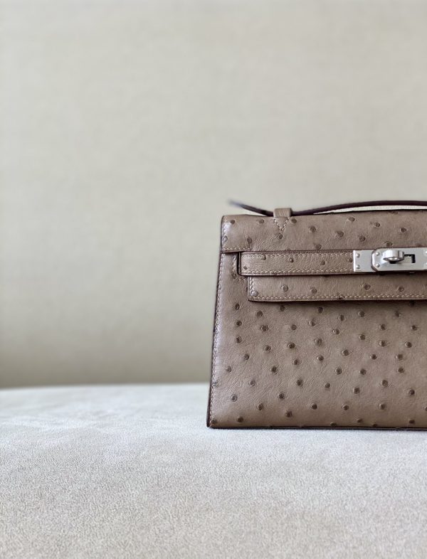 Kelly Pochette Ostrich Etoupe (18) Palladium Hardware - Image 11