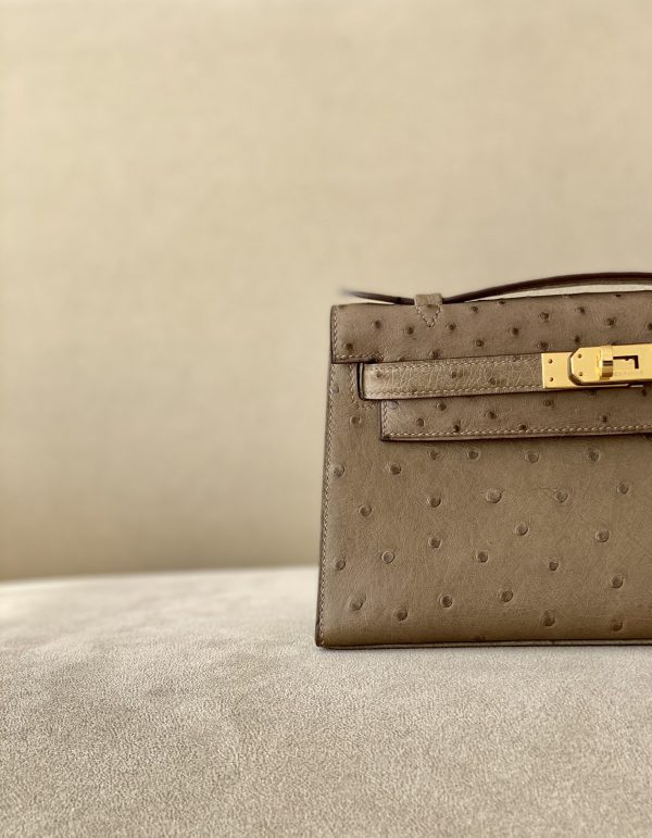 Kelly Pochette Ostrich Etoupe (18) Gold Hardware - Image 11