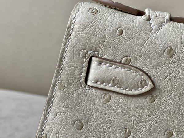 Kelly Pochette Ostrich Parchemin (3C) Gold Hardware - Image 8