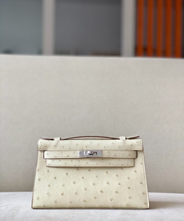 Kelly Pochette Ostrich Parchemin (3C) Palladium Hardware