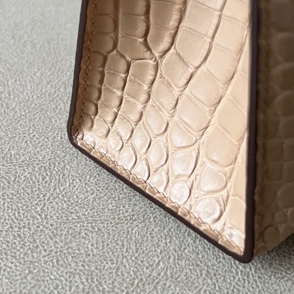 Kelly Pochette Alligator Chai (0M) Gold Hardware - Image 6