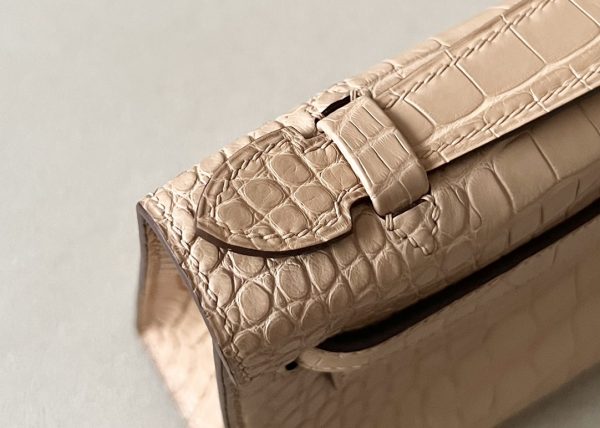 Kelly Pochette Alligator Chai (0M) Gold Hardware - Image 4