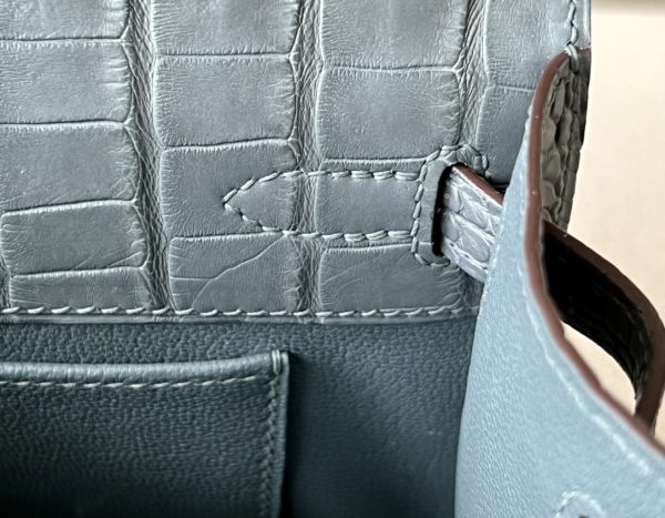 Kelly Pochette Alligator Gris Asphalte (M8) Palladium Hardware - Image 7