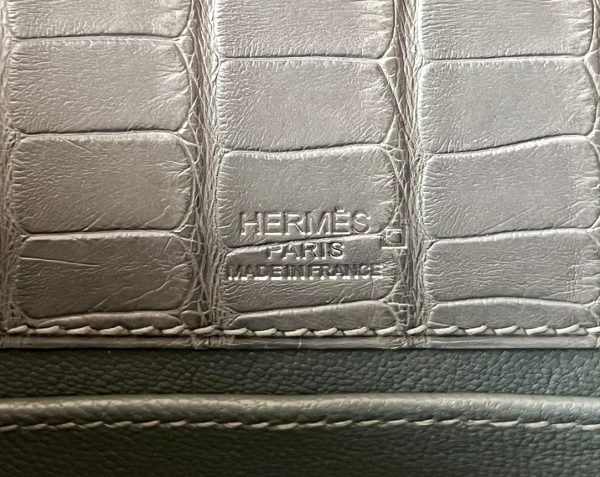 Kelly Pochette Alligator Gris Asphalte (M8) Palladium Hardware - Image 6