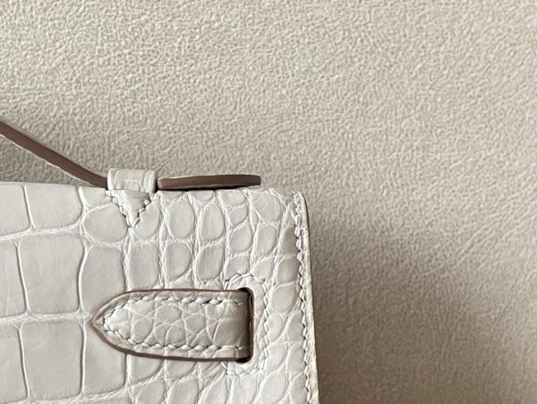 Kelly Pochette Alligator Beton (8L) Palladium Hardware - Image 11