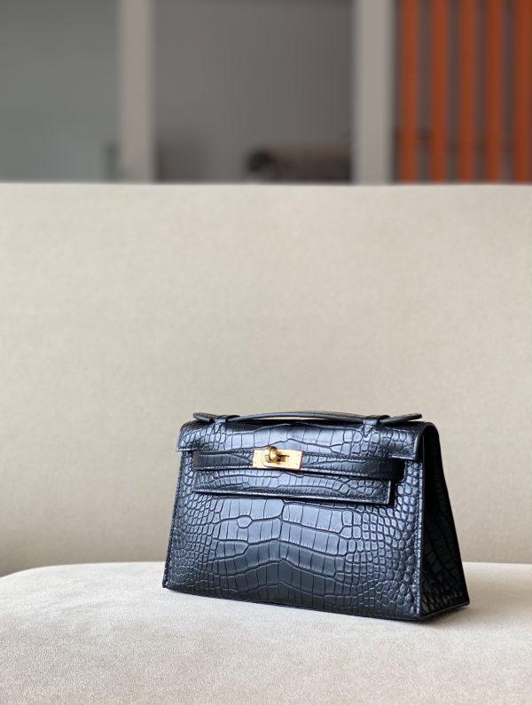 Kelly Pochette Alligator Nior (89) Gold Hardware - Image 2