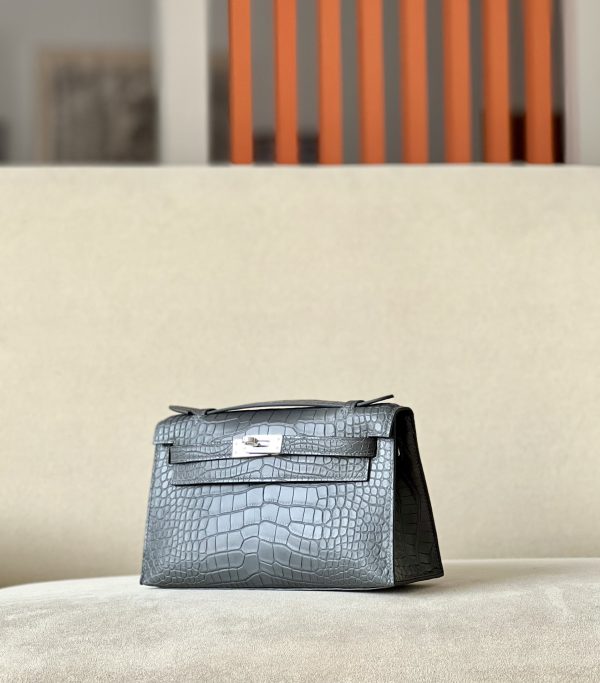 Kelly Pochette Alligator Graphite (88) Palladium Hardware - Image 3
