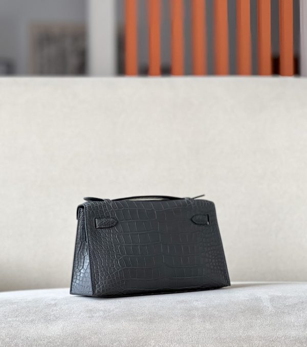 Kelly Pochette Alligator Graphite (88) Palladium Hardware - Image 2