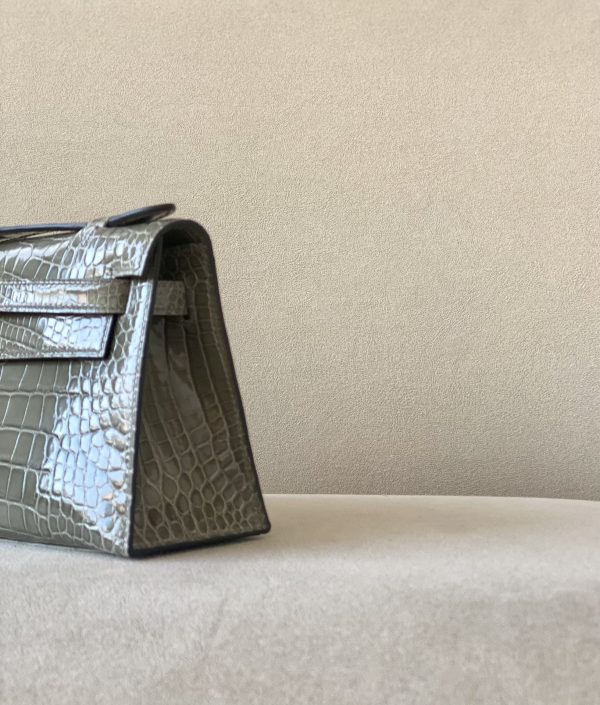 Kelly Pochette Alligator Gris Tourterelle (81) Gold Hardware - Image 9