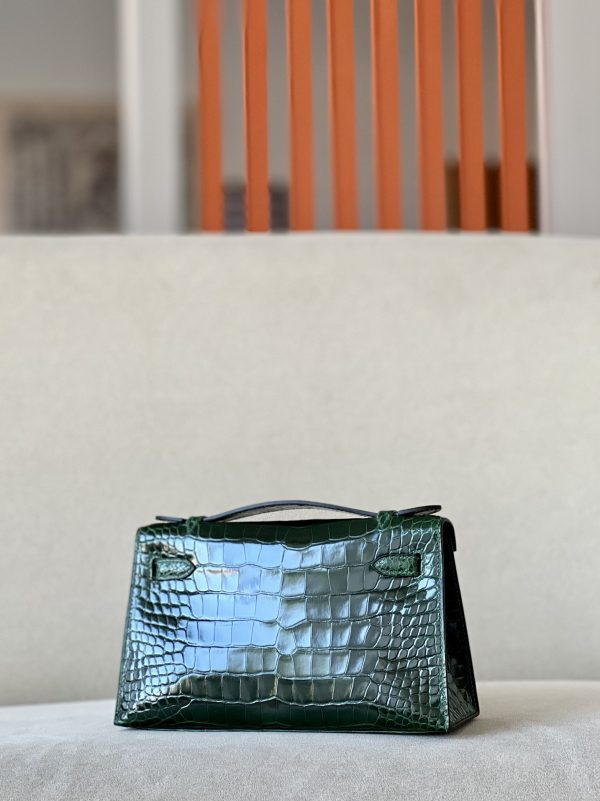 Kelly Pochette Alligator Vert Fonce (67) Palladium Hardware - Image 2