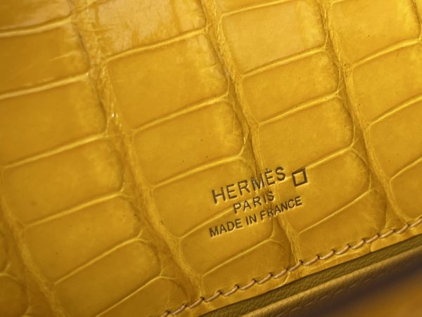 Kelly Pochette Alligator Jaune Amber (9D) Gold Hardware - Image 9
