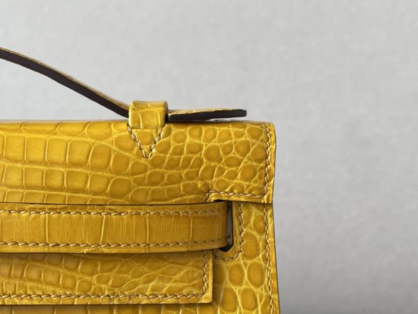 Kelly Pochette Alligator Jaune Amber (9D) Gold Hardware - Image 7