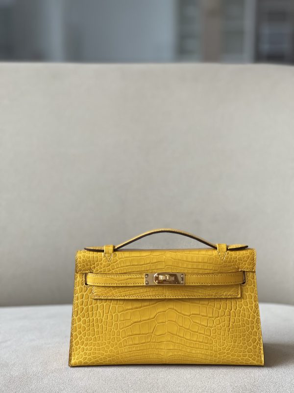 Kelly Pochette Alligator Jaune Amber (9D) Gold Hardware