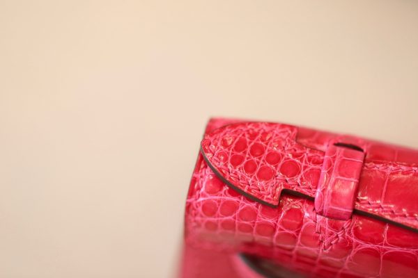 Kelly Pochette Alligator Bougainviuier (A5) Gold Hardware - Image 4
