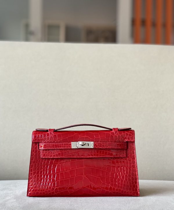 Kelly Pochette Alligator Braise (95) Palladium Hardware