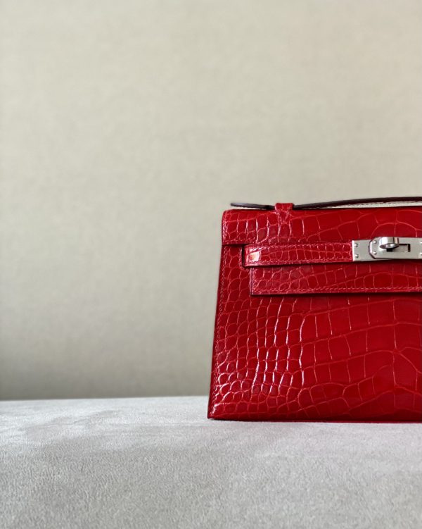 Kelly Pochette Alligator Braise (95) Palladium Hardware - Image 11