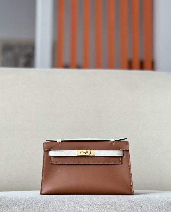 Kelly Pochette HSS Swift Gold(37) And Craie(10)Gold Hardware