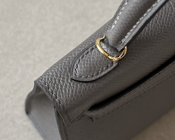 Kelly Mini Epsom Etain (8F) Gold Hardware - Image 8