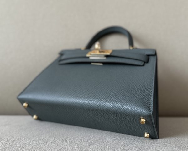 Kelly Mini Epsom Vert Amande (63) Gold Hardware - Image 10