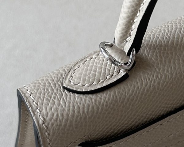 Kelly Mini Epsom Trench (S2) Palladium Hardware - Image 9