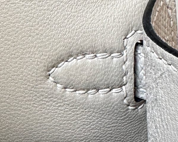 Kelly Mini Epsom Trench (S2) Palladium Hardware - Image 6