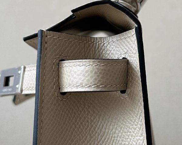 Kelly Mini Epsom Trench (S2) Palladium Hardware - Image 5