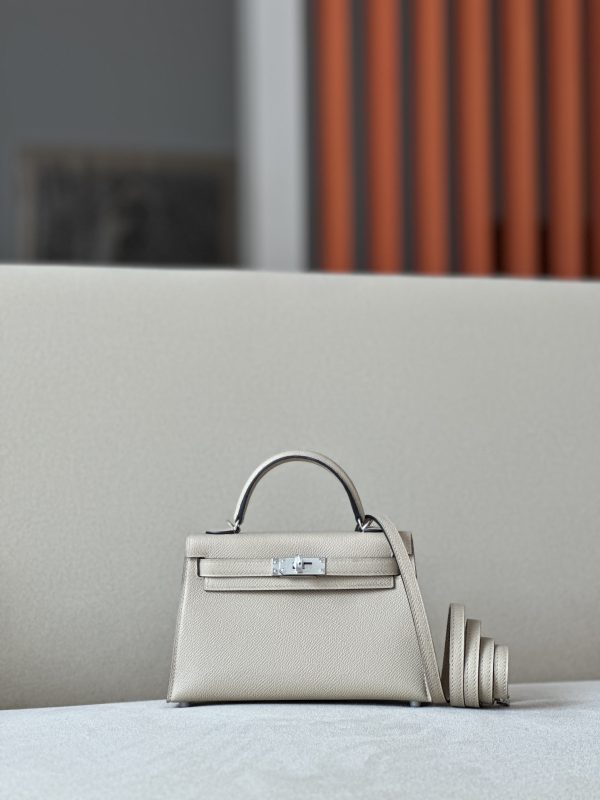Kelly Mini Epsom Trench (S2) Palladium Hardware
