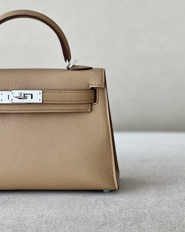 Kelly Mini Epsom Chai (0M) Palladium Hardware - Image 10