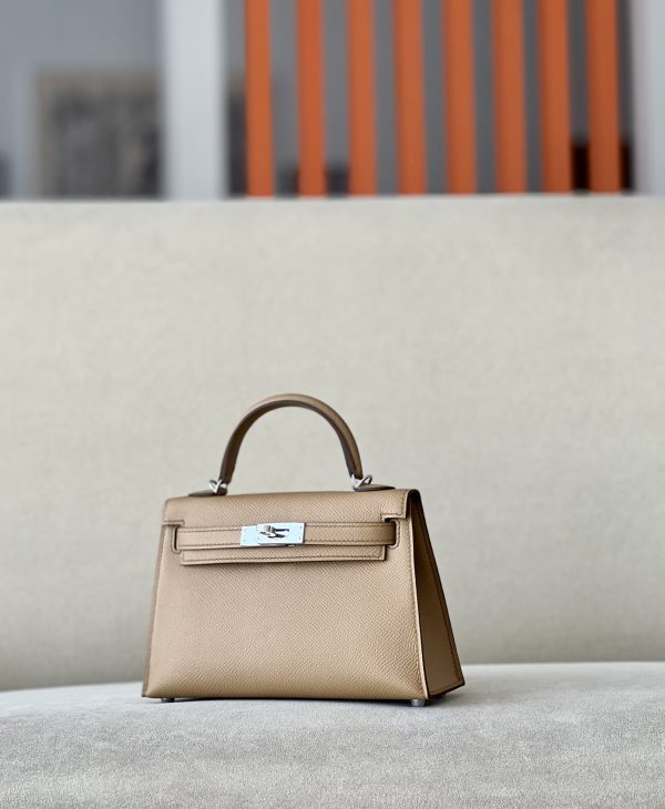 Kelly Mini Epsom Chai (0M) Palladium Hardware - Image 2