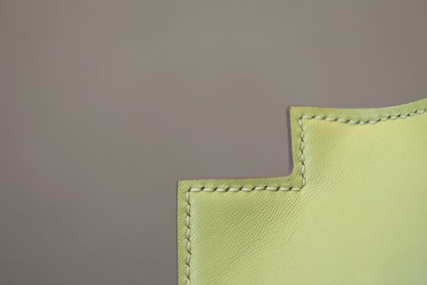 Kelly Mini Epsom Lime (9R) Gold Hardware - Image 10