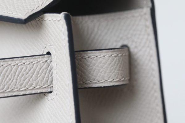Kelly Mini Epsom Trench (S2) Gold Hardware - Image 8