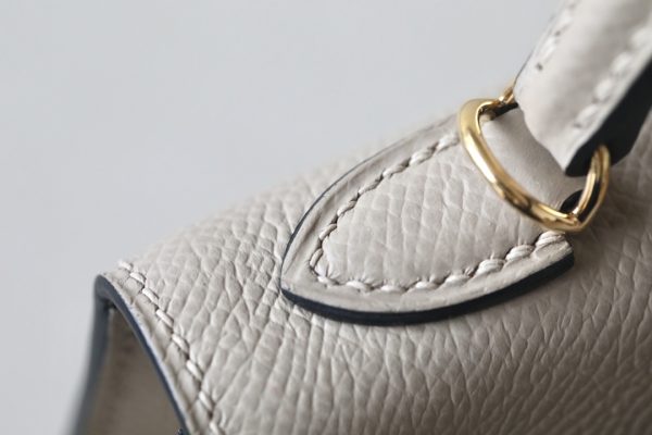 Kelly Mini Epsom Trench (S2) Gold Hardware - Image 7